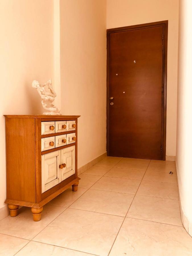 Private Apartment At Aristo Universe III With Pool Paphos ภายนอก รูปภาพ